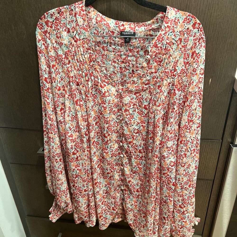Torrid blouse floral size 3XL